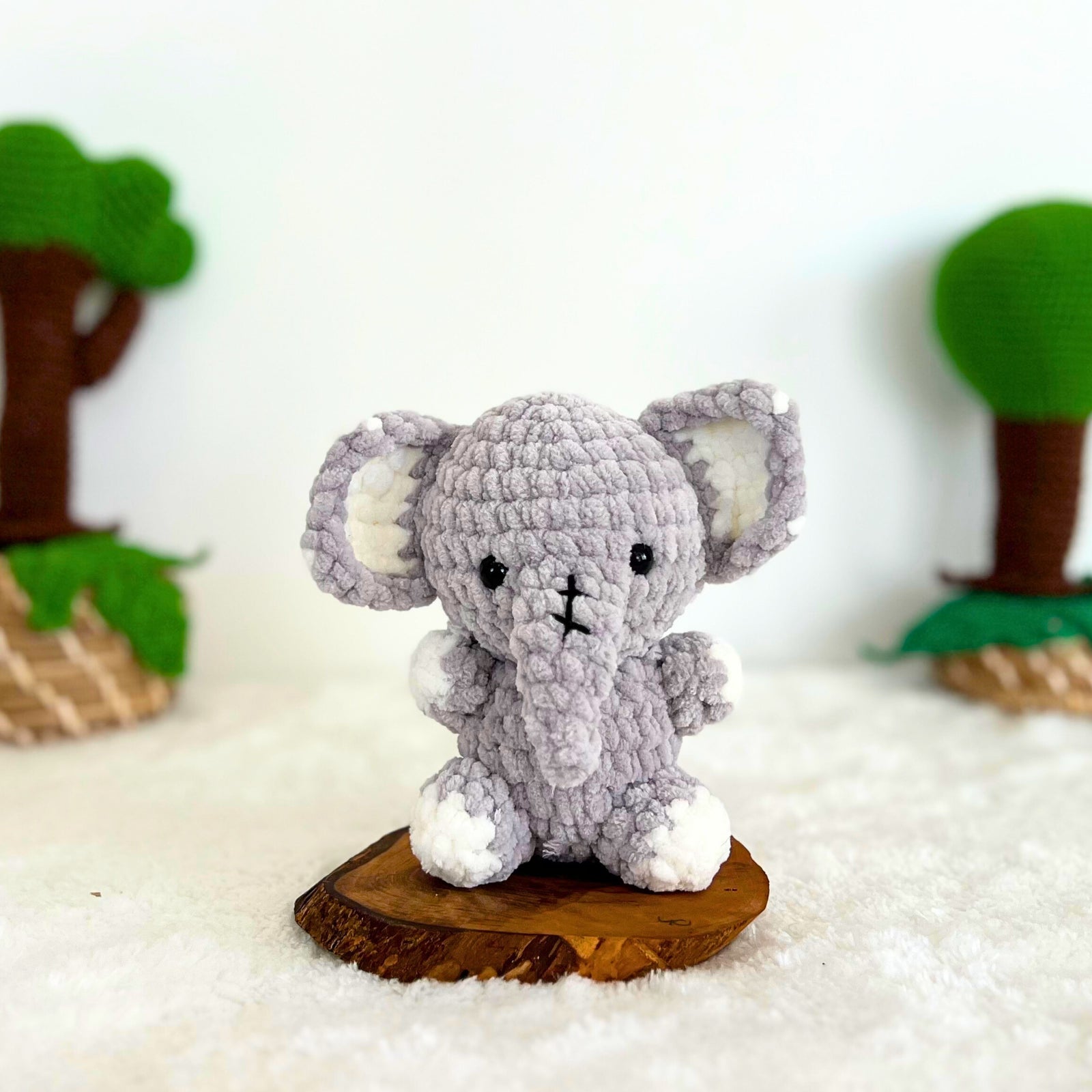 FREE Elephant Crochet Pattern PDF| English